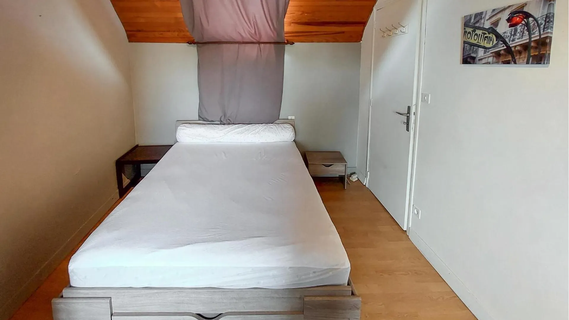 בית נופש 4 Bedroom Gorgeous Home In Sibiril