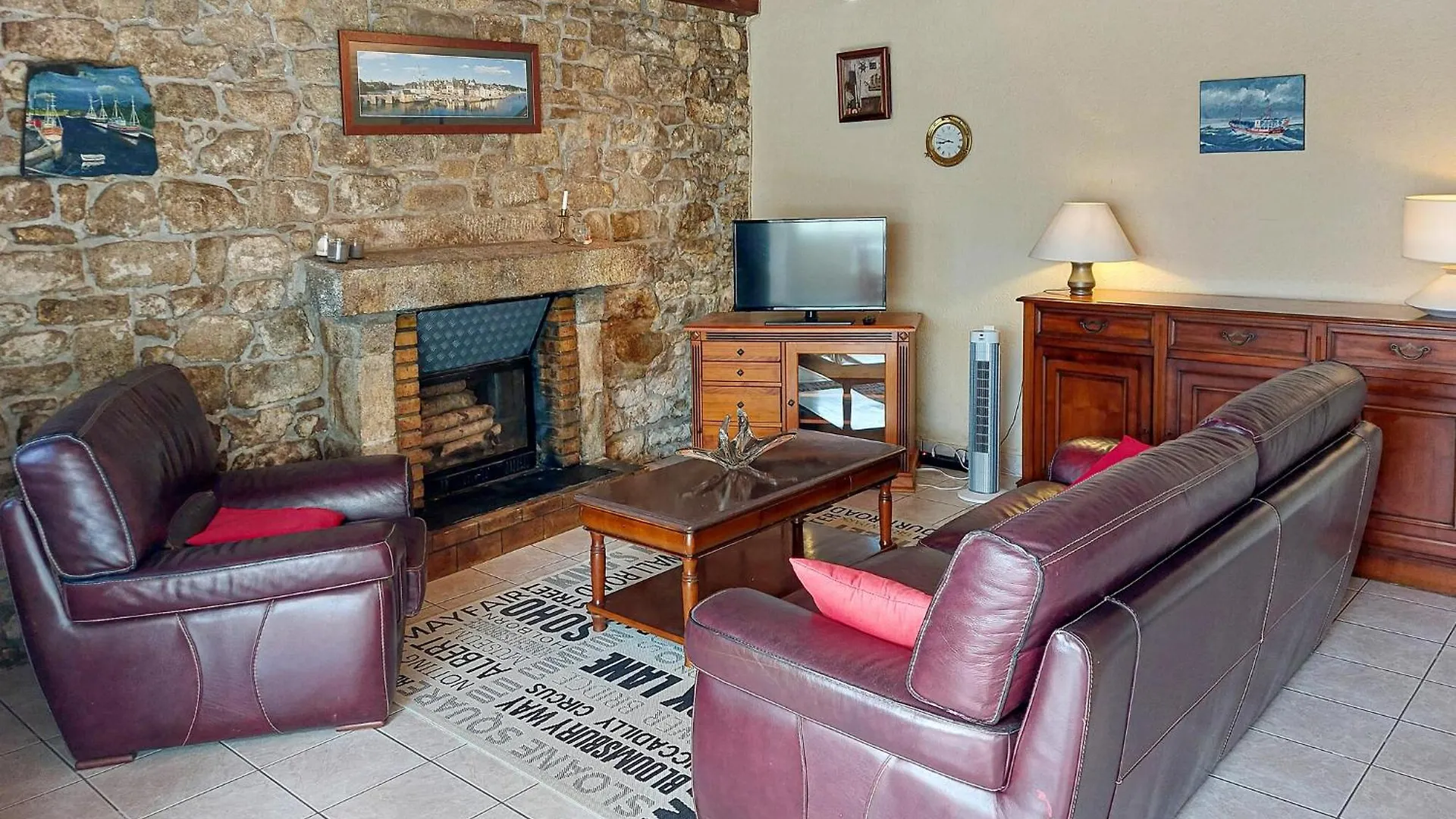 בית נופש 4 Bedroom Gorgeous Home In Sibiril